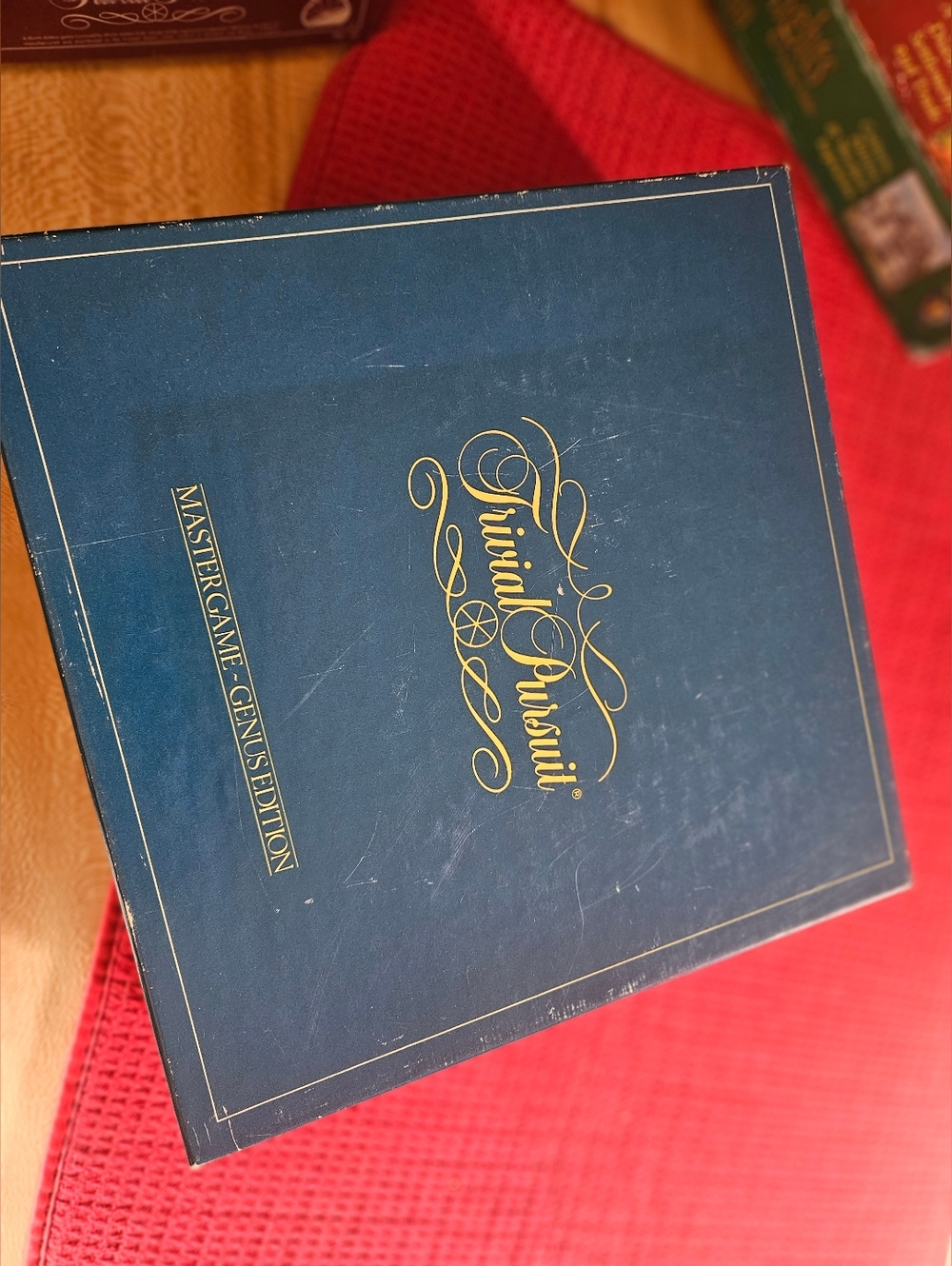 Trivial Pursuit Master Game - Blue & Gold Collector Box